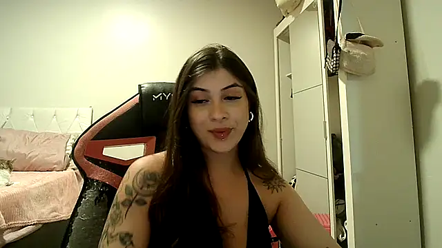 Becca B online show from 17, 12, 2025