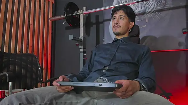 Snapshot of DimitriDeluxe chatting on 7, 11, 2025 DimitriDeluxe online show from 7, 11, 2025