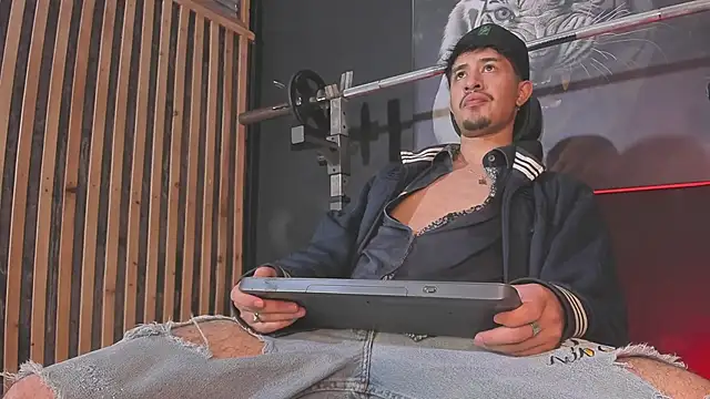 Snapshot of DimitriDeluxe chatting on 29, 11, 2025 DimitriDeluxe online show from 29, 11, 2025