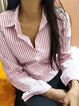 Shalu G online show from 5, 2, 2026