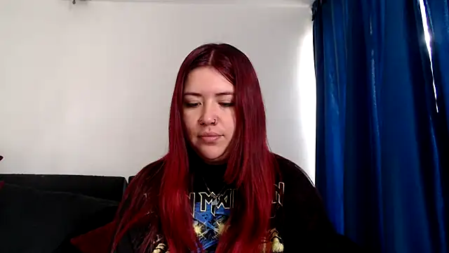 Snapshot of evilheart_69 chatting on 24, 10, 2025 evilheart 69 online show from 24, 10, 2025