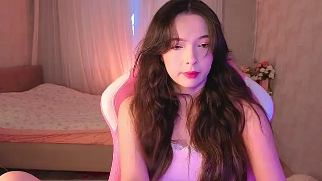 Snapshot of yuna_sunshy chatting on 11, 5, 2026 yuna sunshy online show from 11, 5, 2026