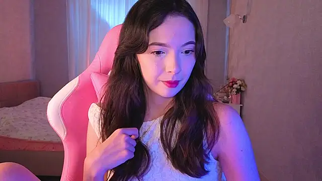 Snapshot of yuna_sunshy chatting on 8, 6, 2026 yuna sunshy online show from 8, 6, 2026