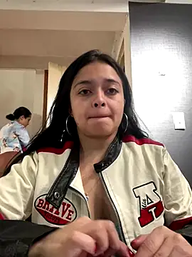 Snapshot of Emily_Rivers_ chatting on 7, 10, 2025 Emily Rivers online show from 7, 10, 2025