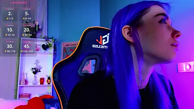 Snapshot of Kiara_Dream chatting on 14, 11, 2025 Kiara Dream online show from 14, 11, 2025