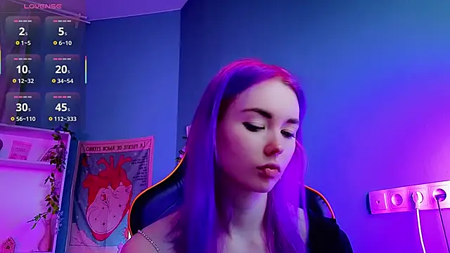 Snapshot of Kiara_Dream chatting on 11, 10, 2025 Kiara Dream online show from 11, 10, 2025