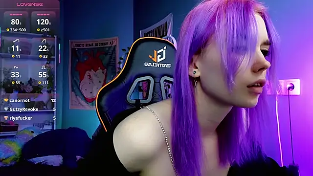 Snapshot of Kiara_Dream chatting on 18, 10, 2025 Kiara Dream online show from 18, 10, 2025