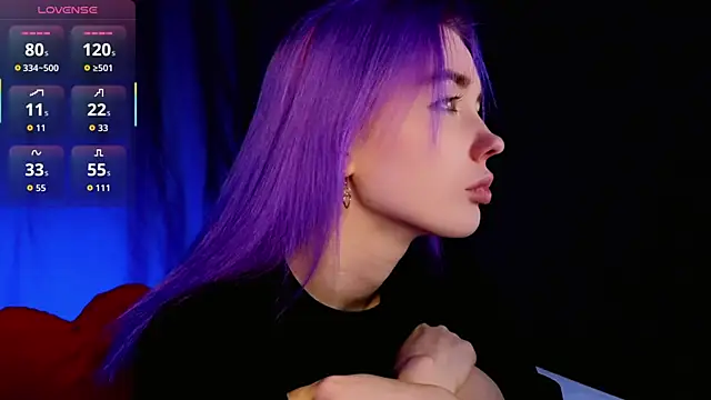 Snapshot of Kiara_Dream chatting on 18, 11, 2025 Kiara Dream online show from 18, 11, 2025