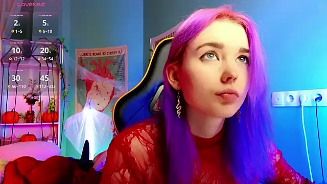 Snapshot of Kiara_Dream chatting on 28, 10, 2025 Kiara Dream online show from 28, 10, 2025