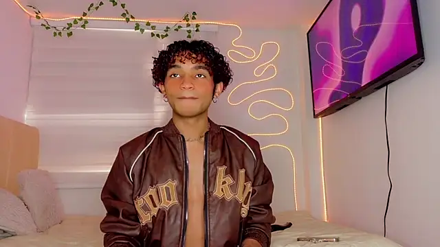 Aaron Wiinter online show from 20, 9, 2025