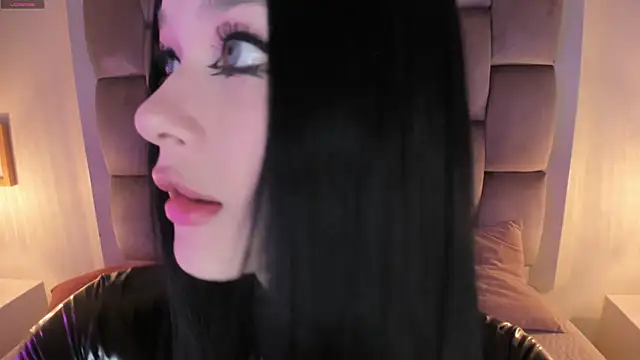 Dannika07 online show from 9, 4, 2026