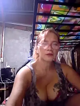 SexyHottMom online show from 19, 2, 2026