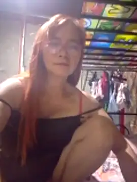 SexyHottMom online show from 5, 2, 2026