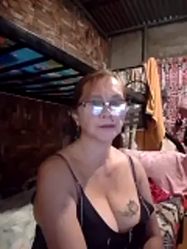 SexyHottMom online show from 2, 6, 2026
