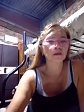 SexyHottMom online show from 8, 11, 2025