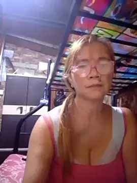 SexyHottMom online show from 10, 1, 2026