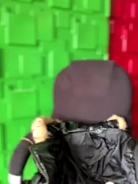 Snapshot of Linda_LS chatting on 11, 11, 2025 Linda LS online show from 11, 11, 2025