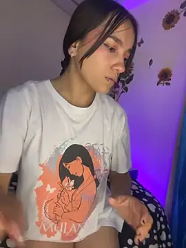 Snapshot of MiaRousexxx_ chatting on 28, 11, 2025 MiaRousexxx online show from 28, 11, 2025