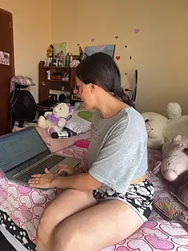 Snapshot of MiaRousexxx_ chatting on 20, 11, 2025 MiaRousexxx online show from 20, 11, 2025