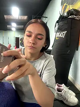 MiaRousexxx  online show from 21, 12, 2025