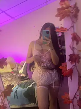 Snapshot of MiaRousexxx_ chatting on 13, 11, 2025 MiaRousexxx online show from 13, 11, 2025