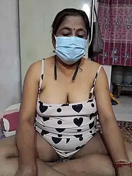 mature mimi online show from 5, 11, 2025