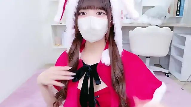 Reina Fcup online show from 1, 12, 2025