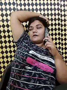 Meenu tiwari online show from 20, 9, 2025