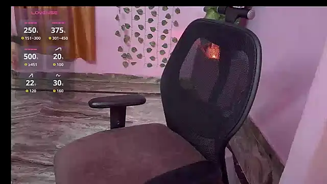 Snapshot of heyy_kiran chatting on 26, 10, 2025 heyy kiran online show from 26, 10, 2025