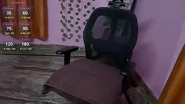 Snapshot of heyy_kiran chatting on 15, 10, 2025 heyy kiran online show from 15, 10, 2025