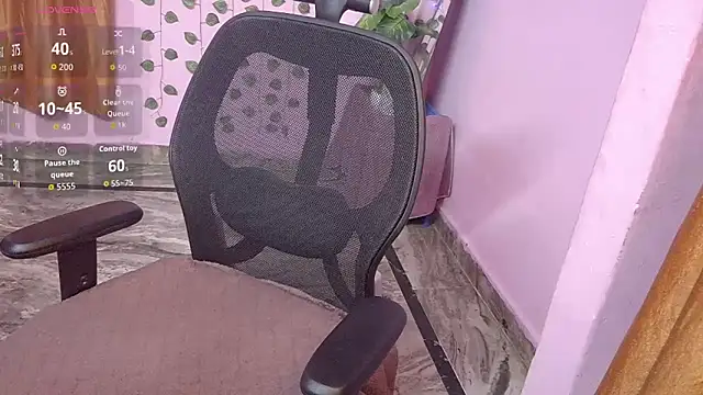 Snapshot of heyy_kiran chatting on 12, 10, 2025 heyy kiran online show from 12, 10, 2025