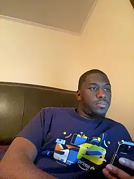 Snapshot of ThickDic28 chatting on 17, 6, 2026 ThickDic28 online show from 17, 6, 2026