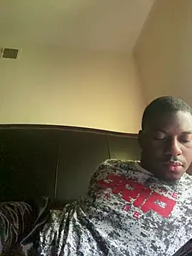Snapshot of ThickDic28 chatting on 21, 6, 2026 ThickDic28 online show from 21, 6, 2026