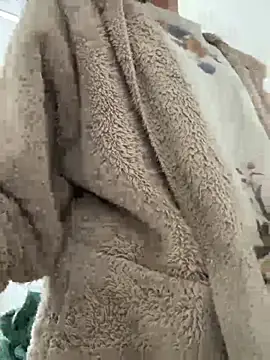 Emilia Mausi online show from 25, 3, 2026