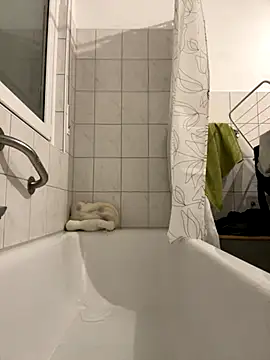 Emilia Mausi online show from 27, 11, 2025