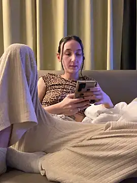 Emilia Mausi online show from 11, 2, 2026