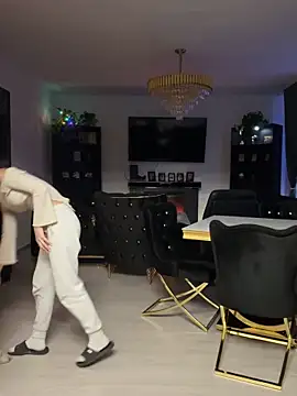 Emilia Mausi online show from 15, 11, 2025