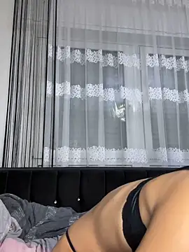 Emilia Mausi online show from 12, 10, 2025