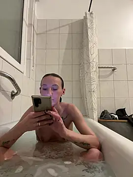 Emilia Mausi online show from 11, 3, 2026