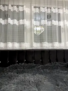 Emilia Mausi online show from 22, 12, 2025