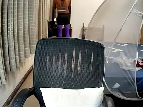 sissypamsissy online show from 17, 12, 2025