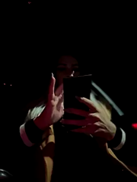 iSelena online show from 29, 10, 2025