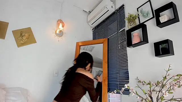 Aleexiiaa online show from 16, 12, 2025