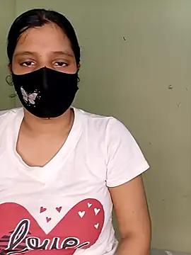 Rose-luckey online show from 2, 11, 2025