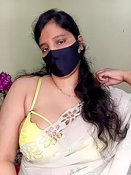 Snapshot of Rose-luckey chatting on 3, 5, 2026 Rose-luckey online show from 3, 5, 2026
