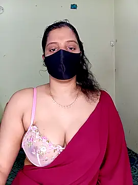 Rose-luckey online show from 28, 11, 2025