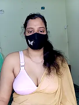 Rose-luckey online show from 27, 11, 2025