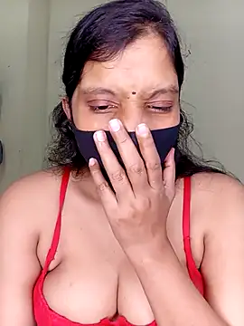 Rose-luckey online show from 4, 11, 2025