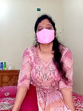 Rose-luckey online show from 12, 4, 2026