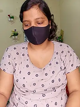 Rose-luckey online show from 19, 7, 2026